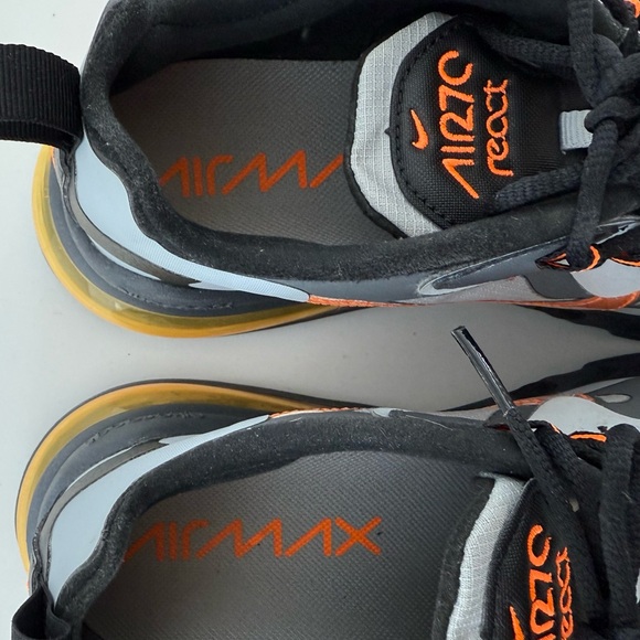 Nike AirMax 270 React - Picture 5 of 8